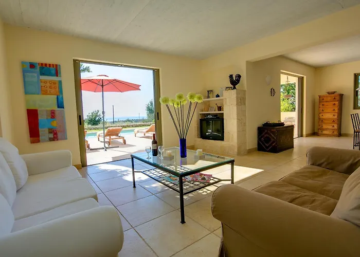 Ippokampos Ideales Villa *